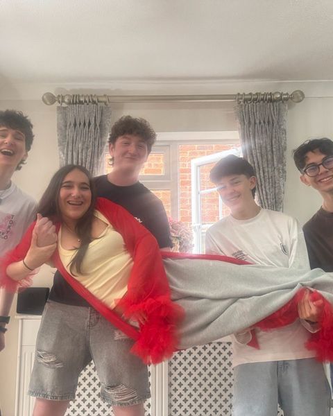 Curtain Up MT students