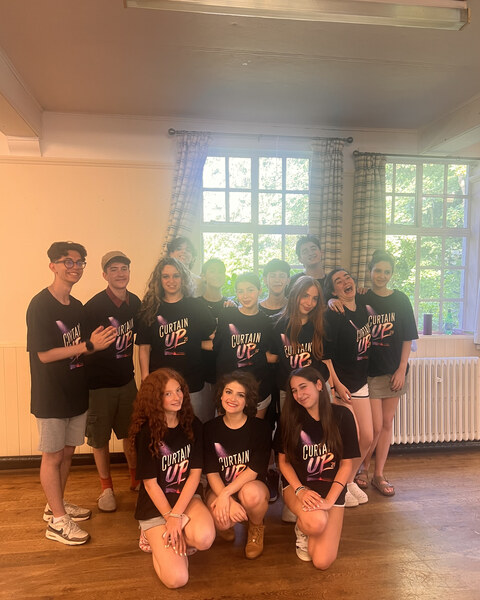 Curtain Up MT students
